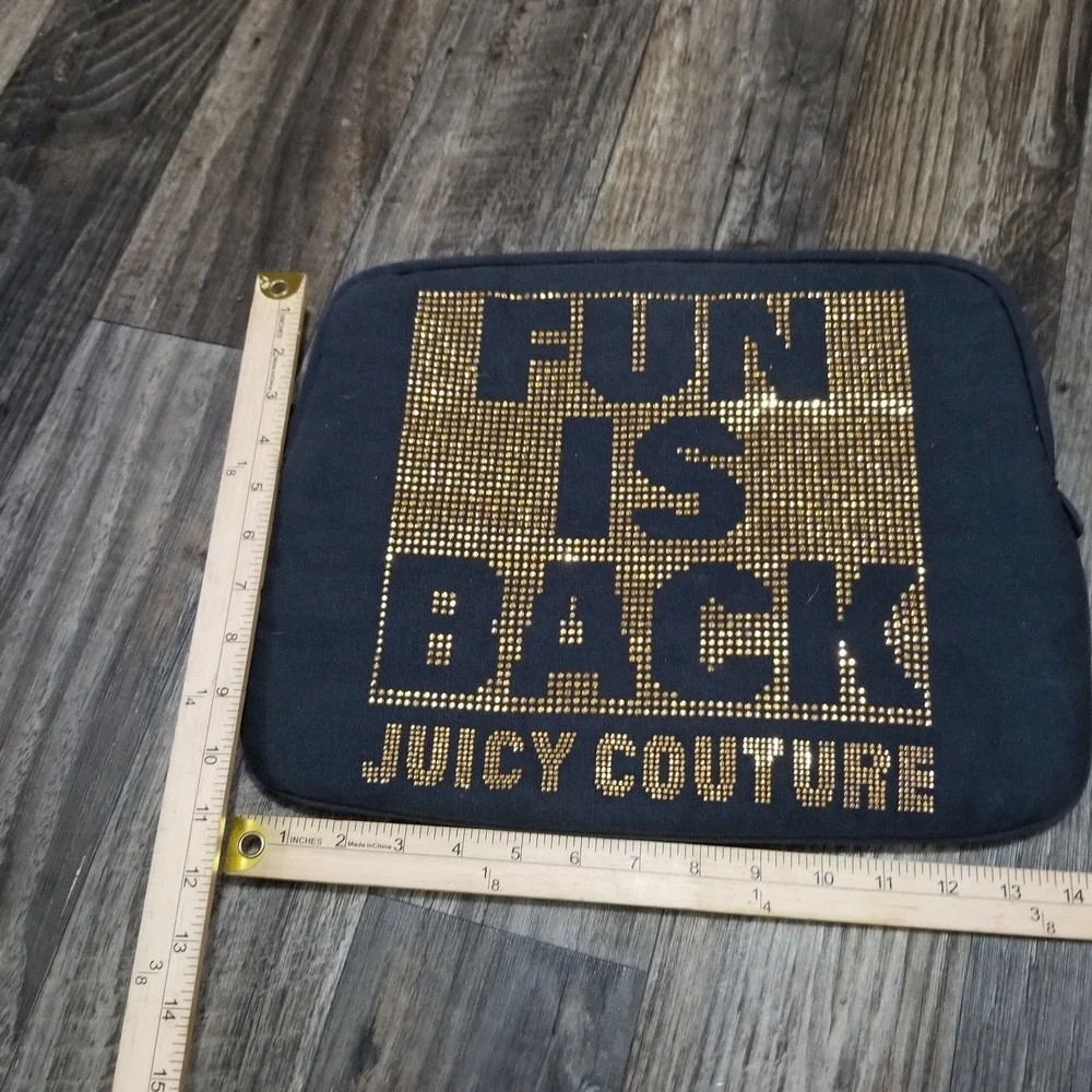 Juicy Couture Fun Is Back Laptop Computer Case Sleeve Black
